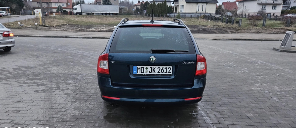 Skoda Octavia cena 24500 przebieg: 160000, rok produkcji 2013 z Nidzica małe 106